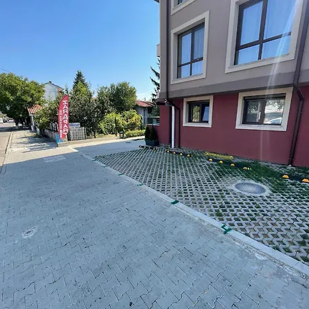 מלון דירות Zaraaparthotel סופיה