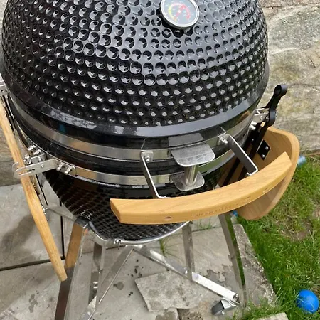 Ξενοδοχείο με διαμερίσματα Zaraaparthotel 3*