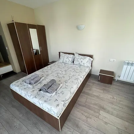 Ξενοδοχείο με διαμερίσματα Zaraaparthotel