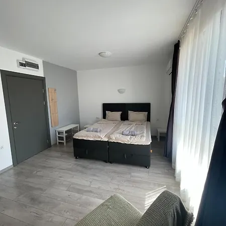 Zaraaparthotel 4*