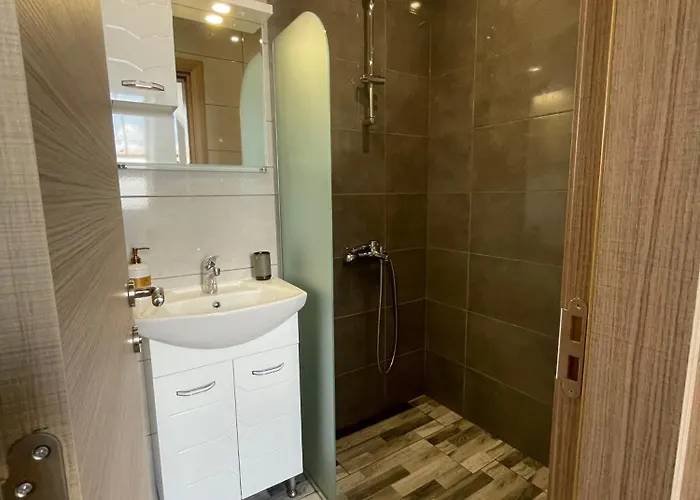 Zaraaparthotel Апартхотел