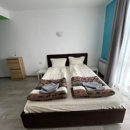 Zaraaparthotel Apartmanhotel 3*